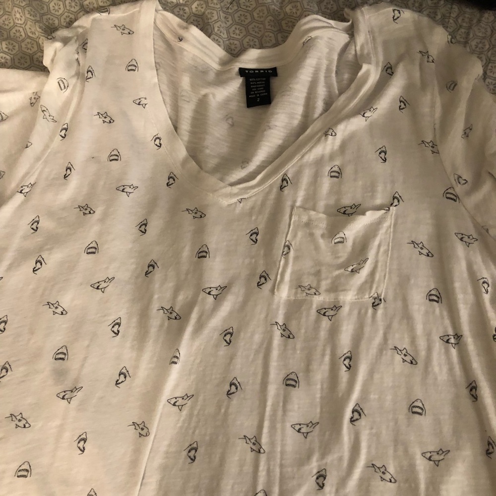 Torrid shark V-neck tee